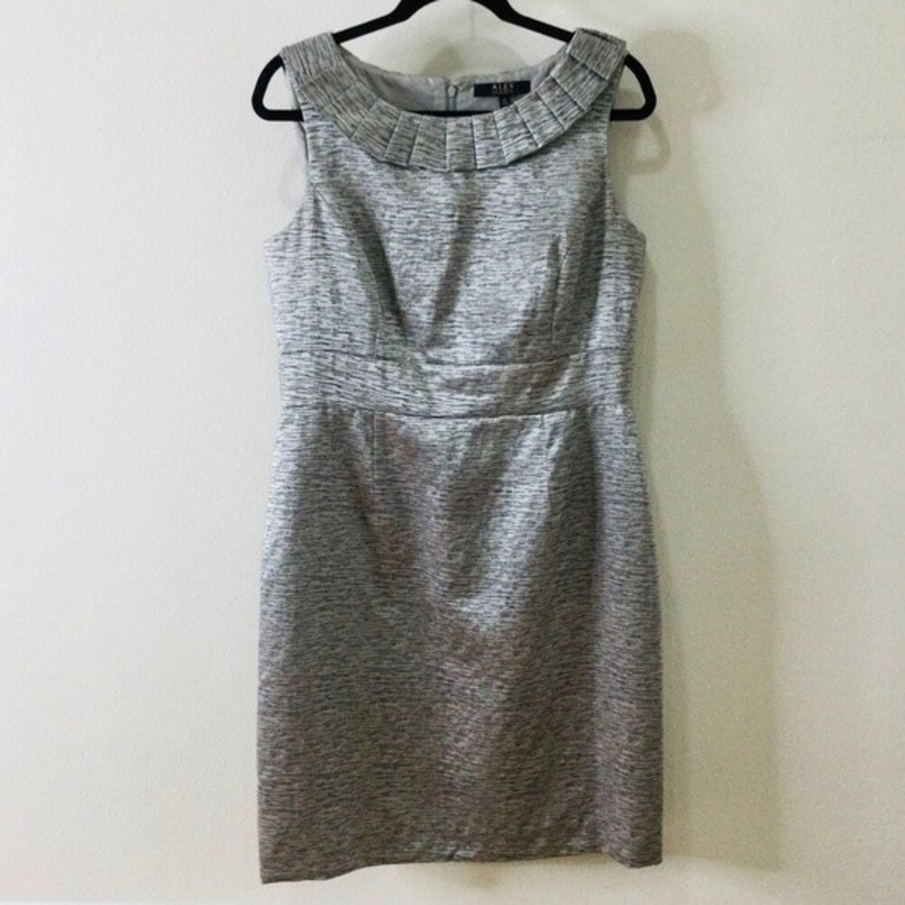 Alex Marie Metallic Silver Sleeveless Sheath Tanya Dress in Women's Size 12